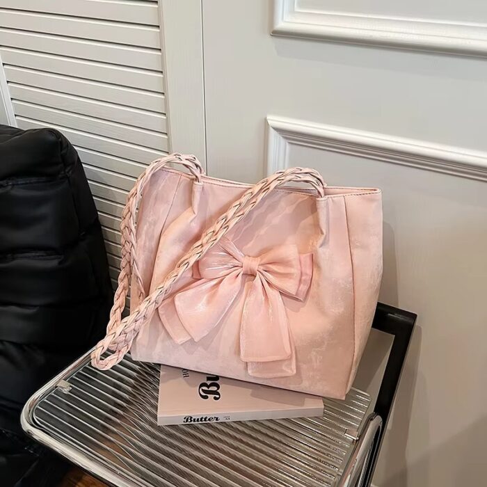 Trendy and Fashionable PU Shoulder Bags - Image 4